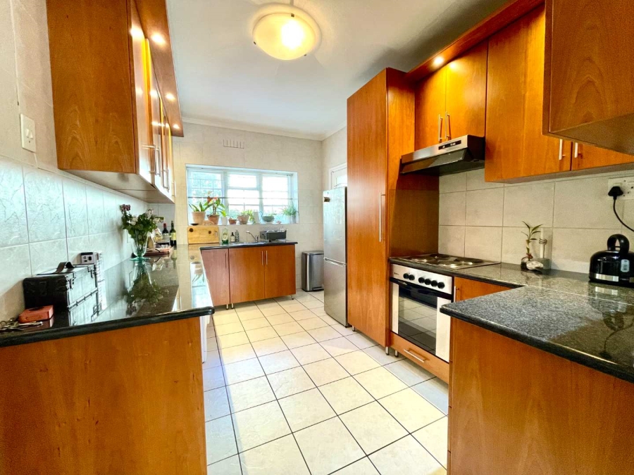 1 Bedroom Property for Sale in Oranjezicht Western Cape